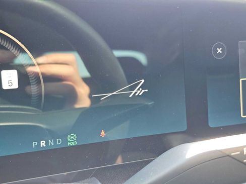 Used 2025 Lucid Air Touring AWD/4WD image 32