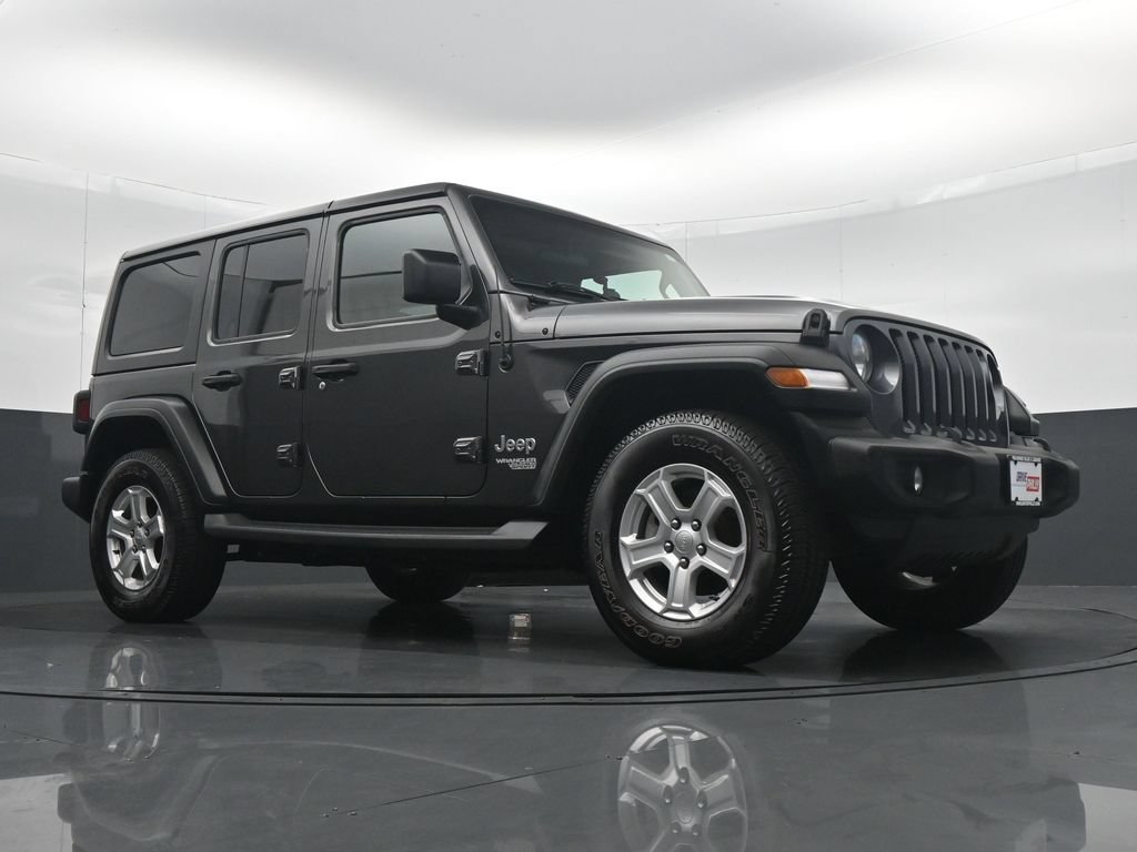 Used 2018 Jeep Wrangler Unlimited Sport AWD/4WD image 32