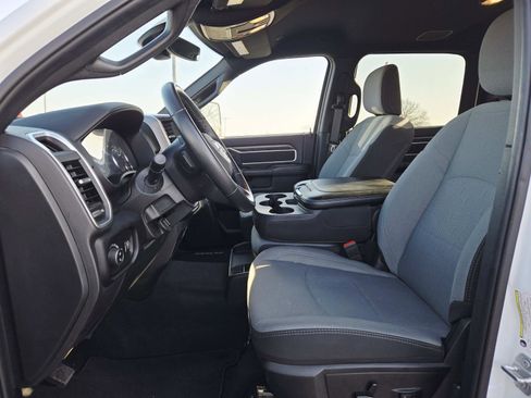 Used 2024 RAM 2500 Big Horn w/ Bed Utility Group image 12