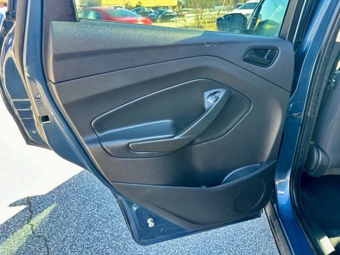 Used 2018 Ford Escape S image 13