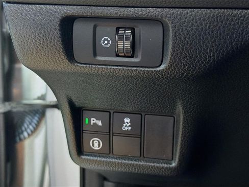 Used 2023 Honda Civic Touring image 11