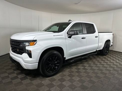 Used 2022 Chevrolet Silverado 1500 Custom image 7