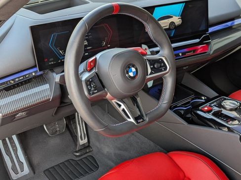 Used 2025 BMW M5 w/ Carbon Package image 14