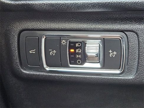 Certified 2022 Lincoln Corsair AWD w/ Premium Package image 22