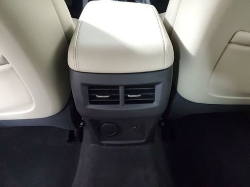Used 2024 Cadillac CT5 Luxury RWD image 15