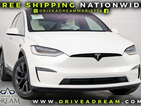 Used 2022 Tesla Model X image 2