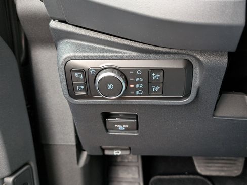 New 2025 Ford Bronco Badlands image 18