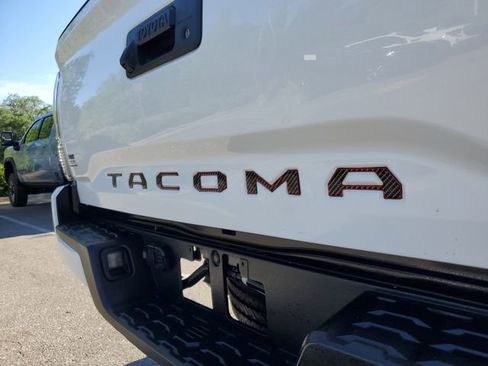 Used 2020 Toyota Tacoma TRD Sport AWD/4WD image 7