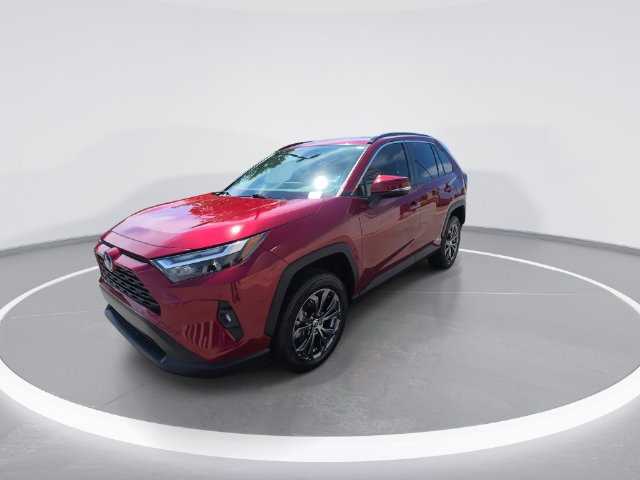 Used 2023 Toyota RAV4 XLE Premium AWD/4WD image 4