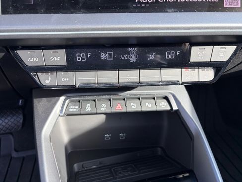 Used 2025 Audi A3 2.0T Premium w/ Convenience Package image 18