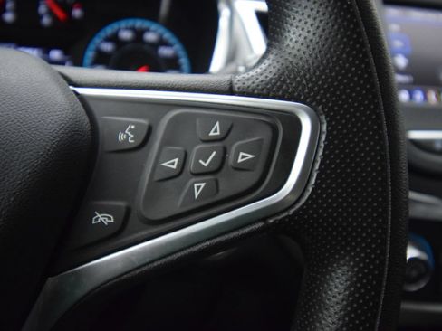 Used 2022 Chevrolet Equinox LS AWD/4WD image 32