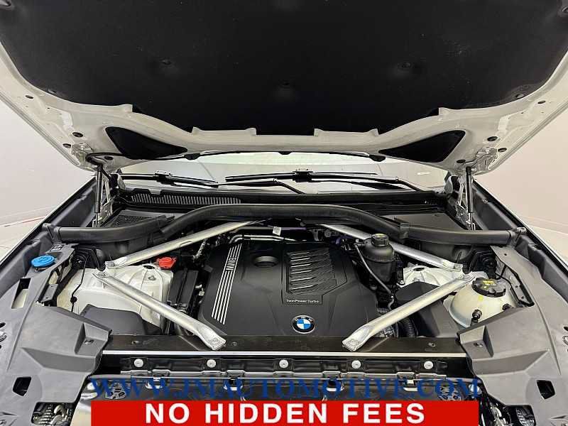 Used 2021 BMW X5 xDrive40i w/ Executive Package AWD/4WD image 10
