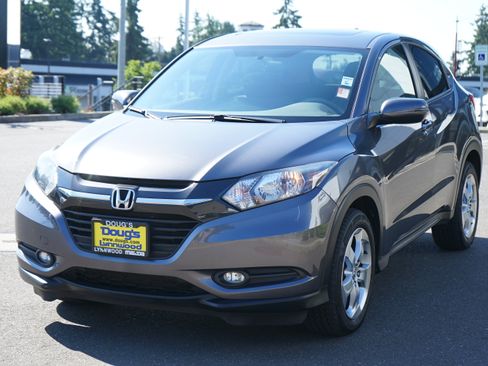 Used 2016 Honda HR-V EX image 8
