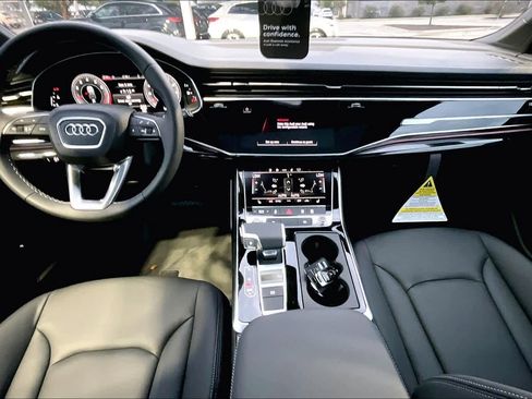New 2026 Audi Q7 Premium image 5