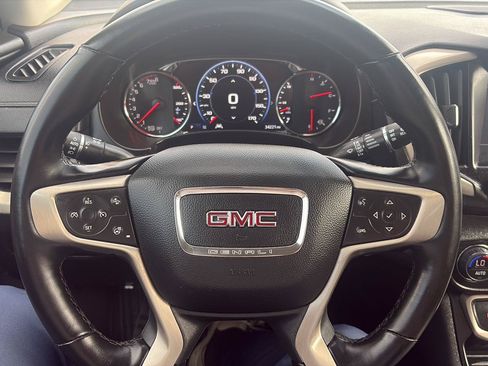 Used 2023 GMC Terrain Denali AWD/4WD image 16