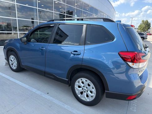 Used 2021 Subaru Forester AWD/4WD image 4