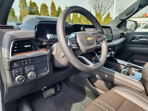 Used 2025 Chevrolet Tahoe High Country image 23