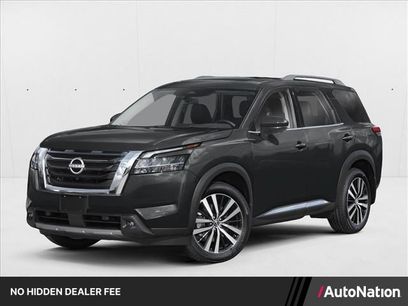Used 2025 Nissan Pathfinder Platinum w/ Cargo Package