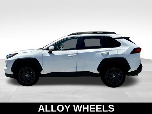 Used 2022 Toyota RAV4 Adventure AWD/4WD image 3