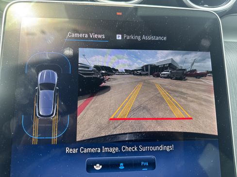 Used 2024 Mercedes-Benz GLC 300 image 18