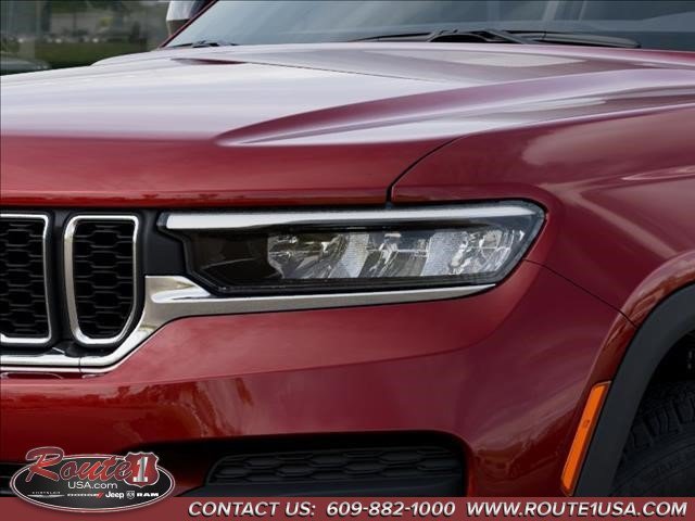 New 2026 Jeep Grand Cherokee Laredo X AWD/4WD image 11