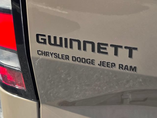 Used 2022 Nissan Frontier PRO-4X AWD/4WD image 31