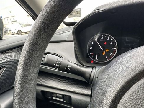 Certified 2025 Subaru Crosstrek 2.0i Premium image 29