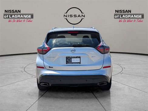 Used 2023 Nissan Murano SV image 6