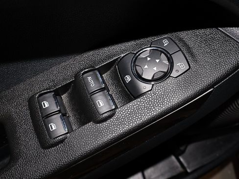 Certified 2022 Ford EcoSport SES w/ Interior Protection Package image 12