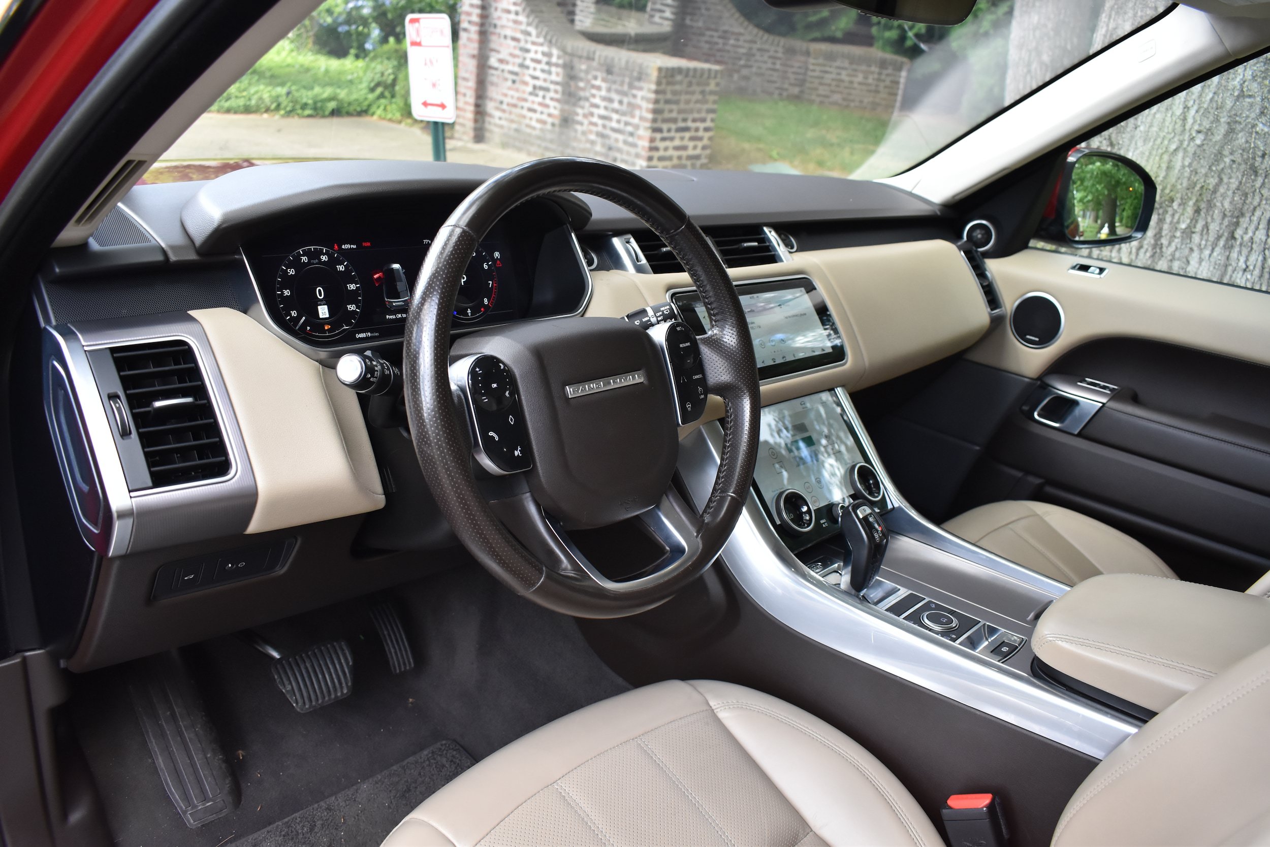 Used 2019 Land Rover Range Rover Sport HSE AWD/4WD image 20