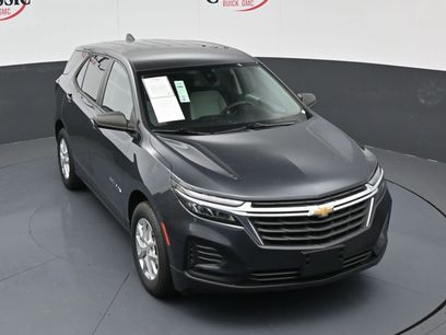 Used 2022 Chevrolet Equinox LS w/ LS Convenience Package