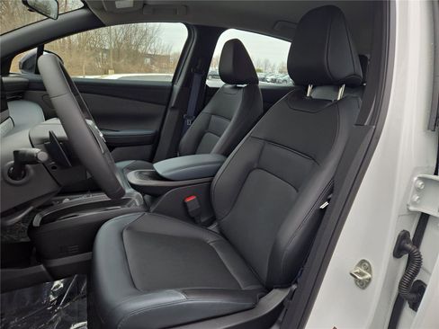New 2026 Nissan Leaf SV+ w/ Floor Mat Package (SV+) FWD image 10