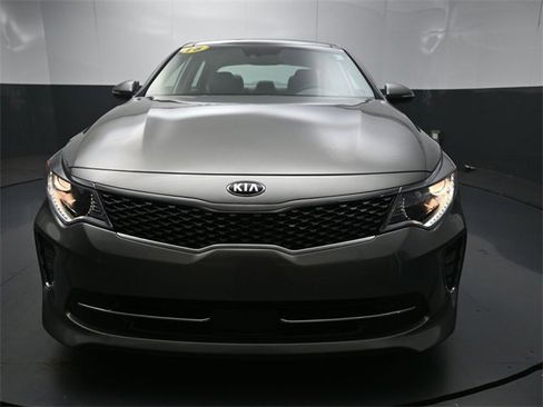Used 2018 Kia Optima EX w/ Technology Package image 32