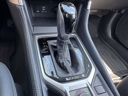 Used 2023 Subaru Forester Touring AWD/4WD image 28