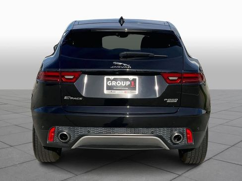 Used 2018 Jaguar E-PACE SE image 8