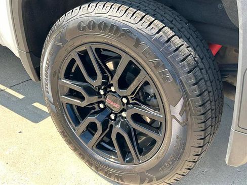 Certified 2021 GMC Sierra 1500 Elevation w/ X31 Off-Road Package image 12