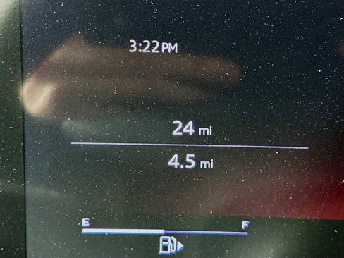 New 2025 Audi SQ5 Prestige image 12