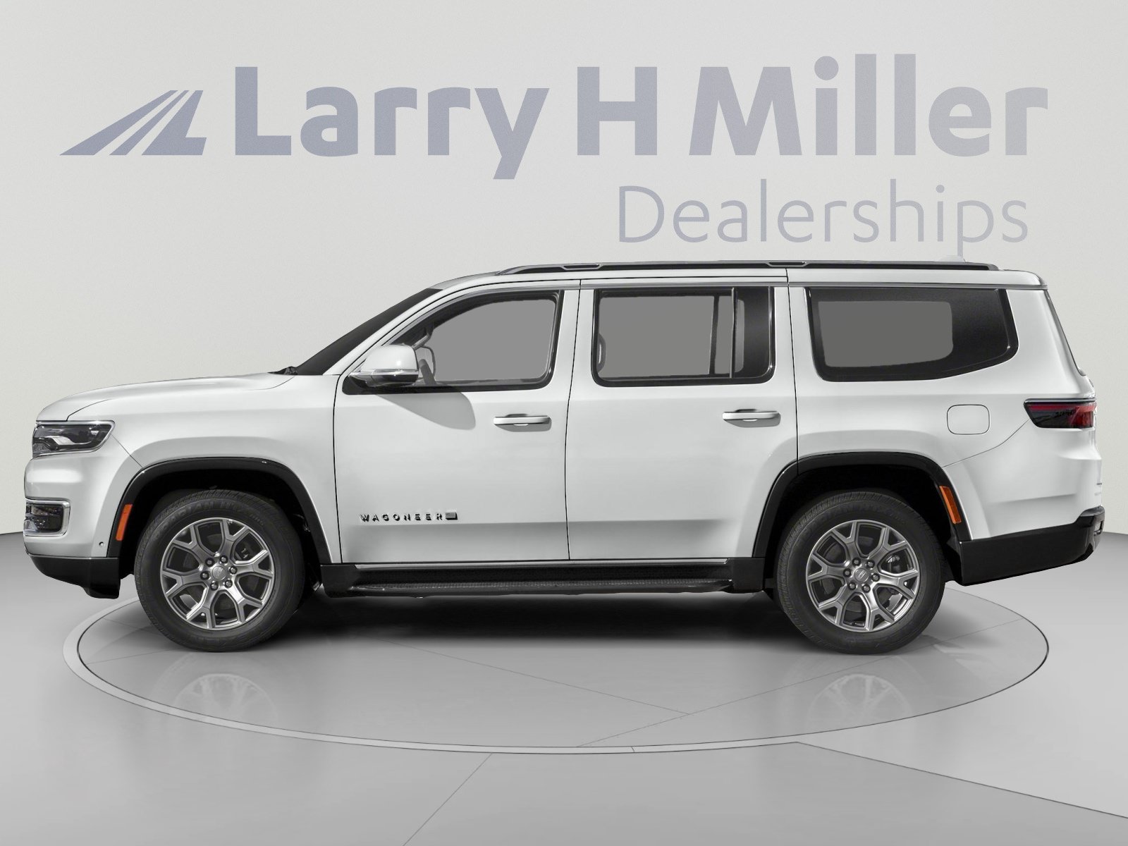 Used 2022 Jeep Wagoneer Series II w/ Convenience Group I AWD/4WD image 3