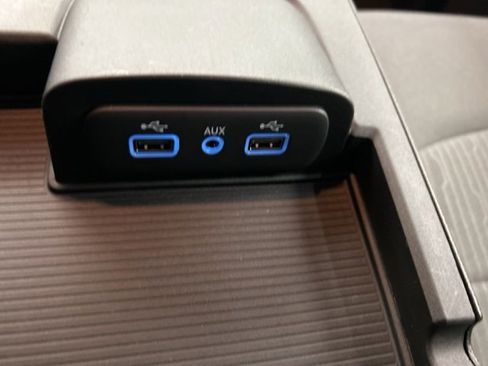 Used 2022 RAM 1500 Express w/ Wheel & Sound Group image 20