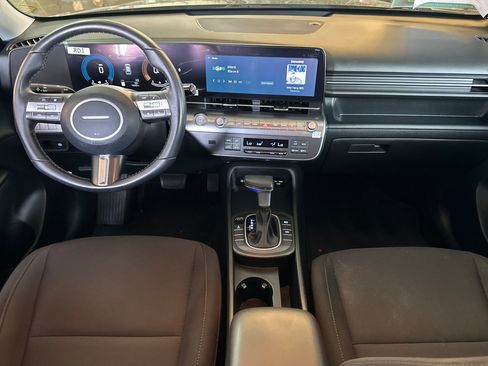 Certified 2025 Hyundai Kona SEL AWD/4WD image 13