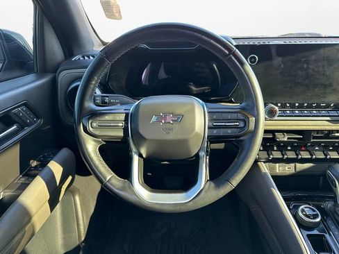 Used 2023 Chevrolet Colorado ZR2 w/ ZR2 Convenience Package III image 12