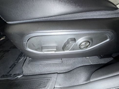 Used 2023 Jeep Grand Cherokee Altitude image 14