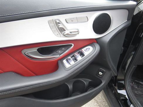 Used 2022 Mercedes-Benz GLC 300 4MATIC Coupe image 9