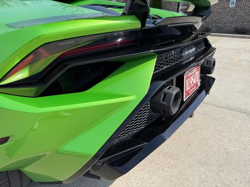 Used 2023 Lamborghini Huracan Tecnica image 19