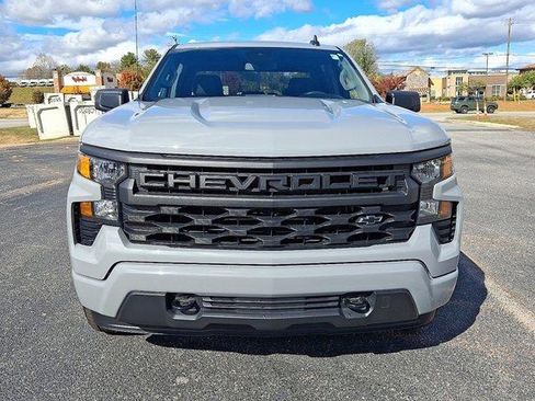 Used 2024 Chevrolet Silverado 1500 Custom w/ Turbomax Blackout Package image 2