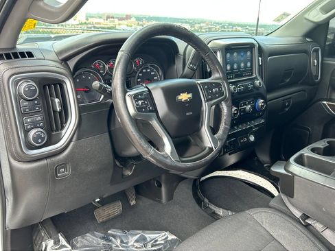 Used 2022 Chevrolet Silverado 2500 LT w/ Convenience Package AWD/4WD image 7