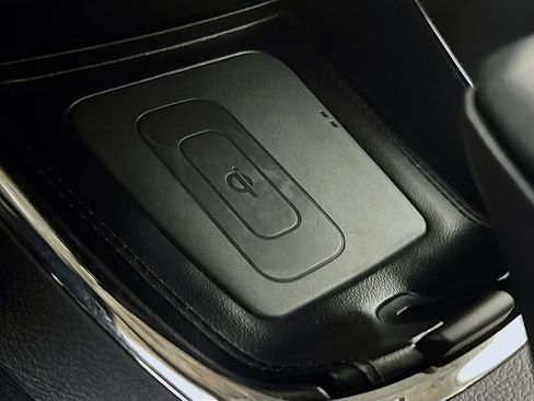 Used 2018 Toyota Avalon XLE Premium w/ Carpet Mat Package image 21