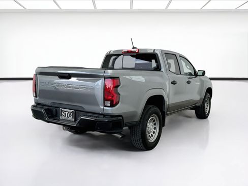 Used 2025 Chevrolet Colorado W/T w/ WT Convenience Package II RWD image 4