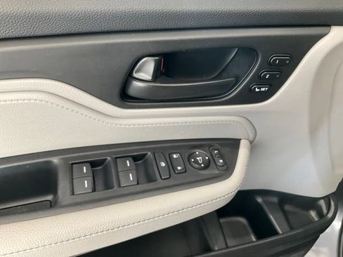 Certified 2023 Honda Odyssey EX-L image 6