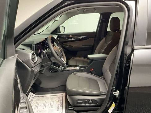 New 2026 Chevrolet TrailBlazer LT w/ Convenience Package image 12